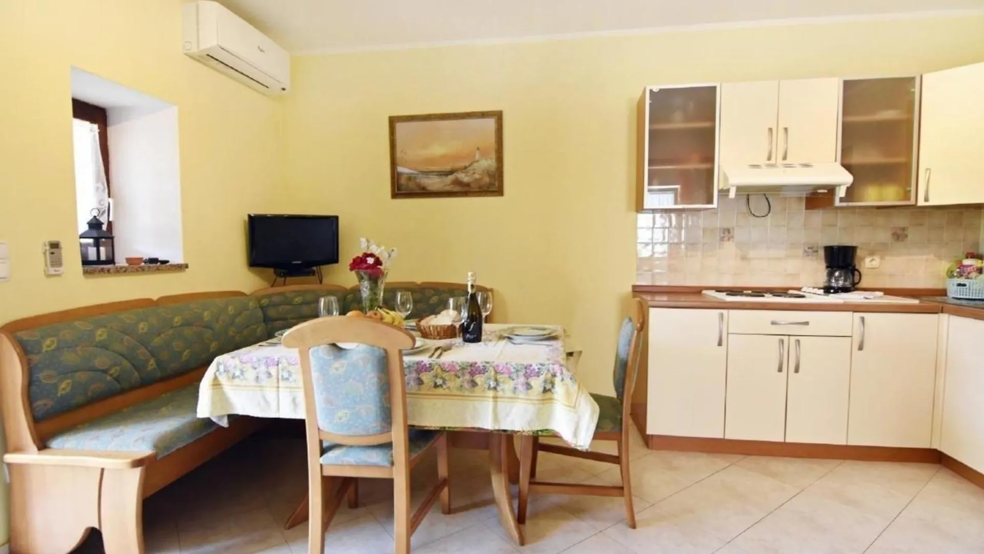 Ferienwohnung In Duba Mit Garten, Terrasse Und Grill Apartman Umag