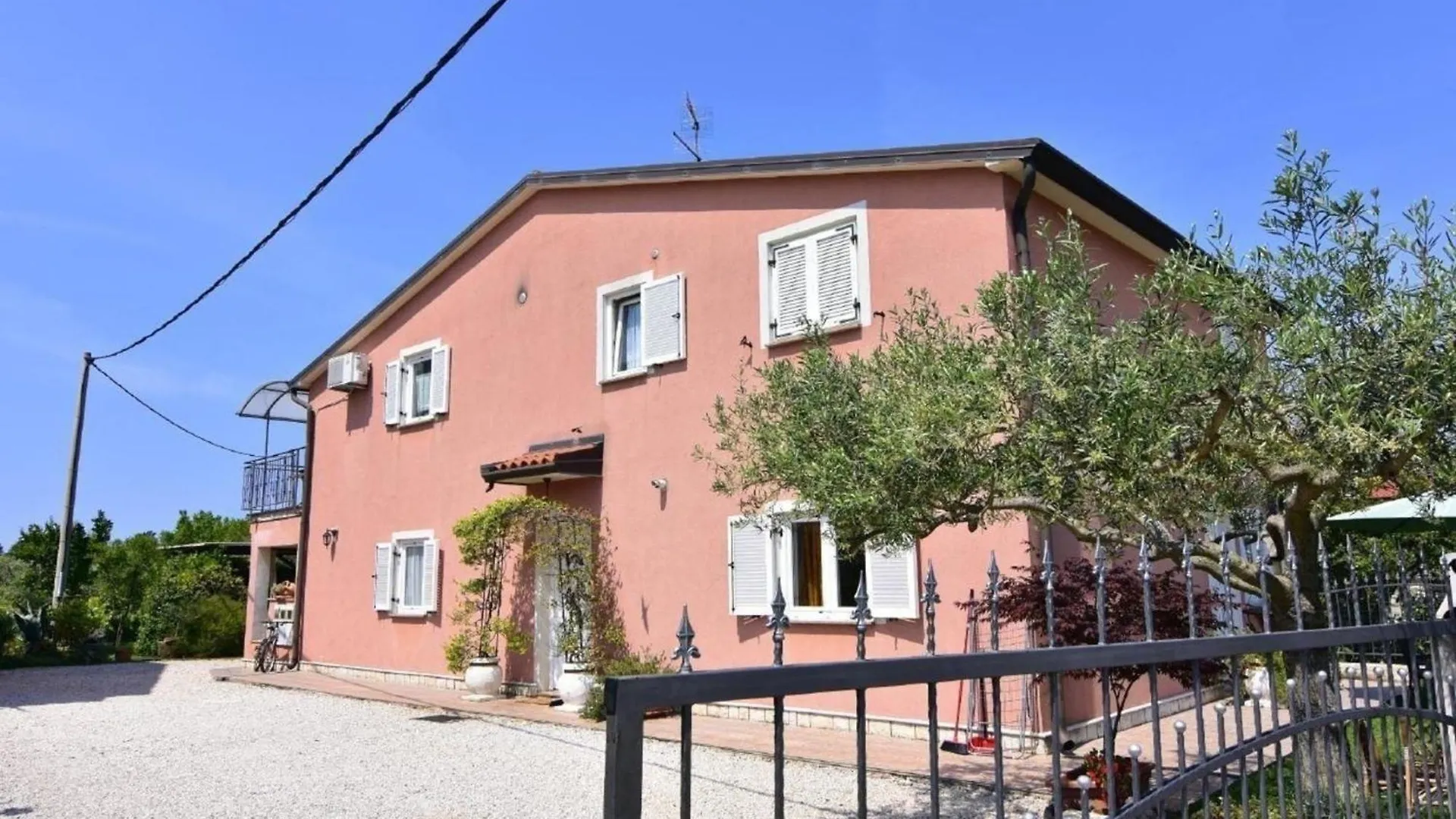 Apartman Ferienwohnung In Duba Mit Garten, Terrasse Und Grill